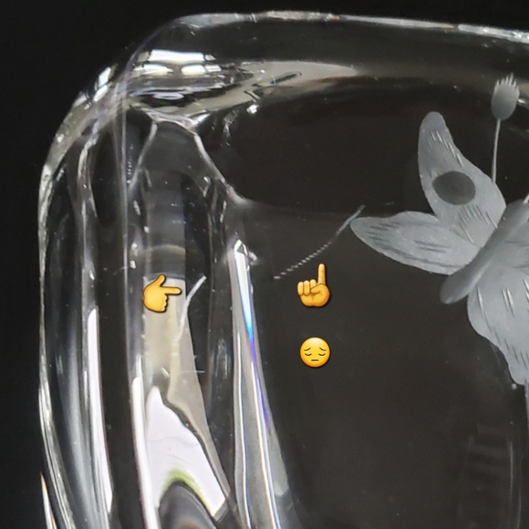 5 1/2" Tall Crystal Butterfly 🦋 Vase - Picture 8 of 13